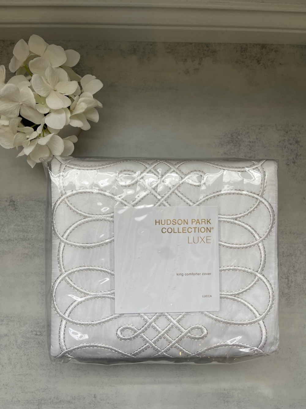 Hudson Park Collection Luxe White Metallic King Duvet Cover